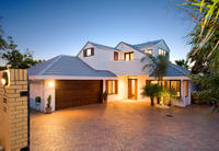 Click to start PhotoTour