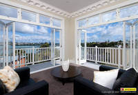 Click to start PhotoTour
