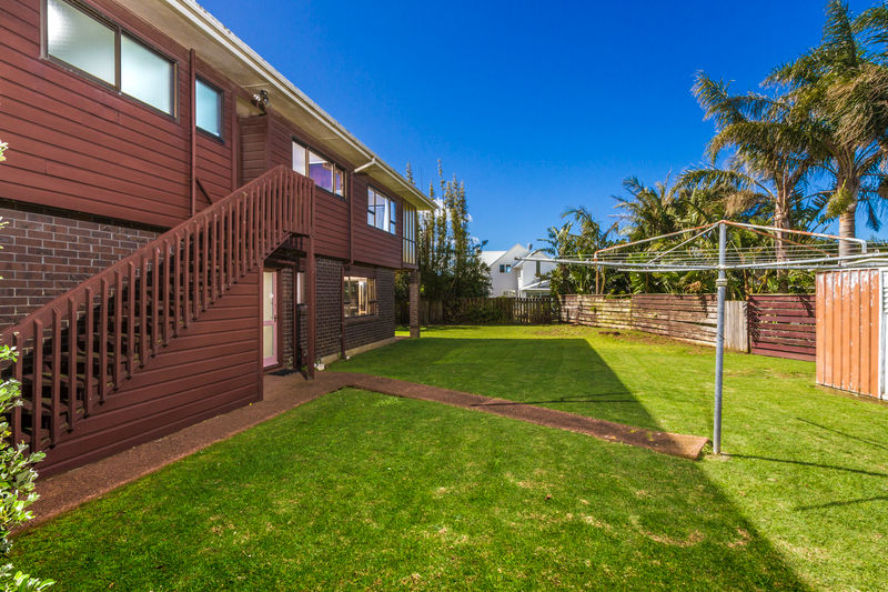 Open2view ID325420 Property for sale in Milford, New Zealand