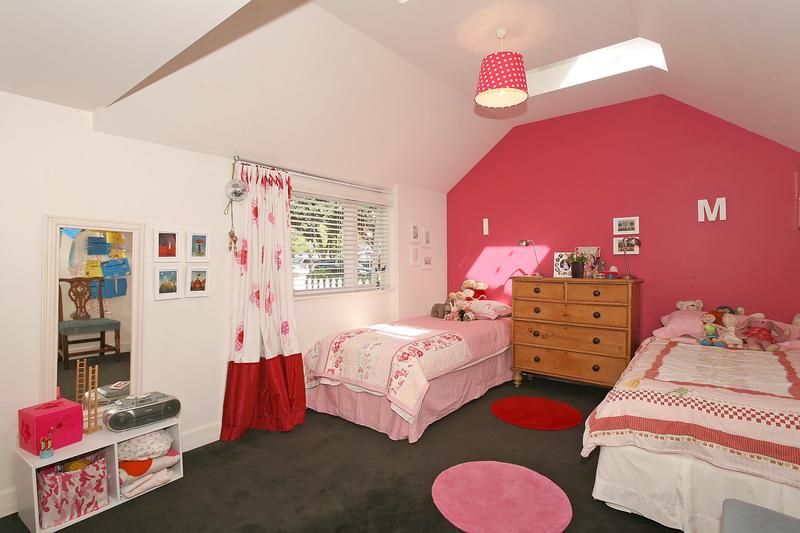 Open2view ID221683 Property for sale in Eastbourne, New Zealand