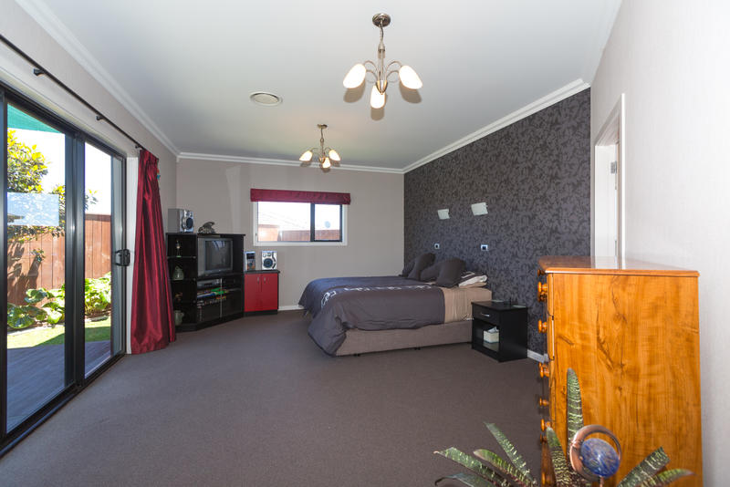 Open2view ID306303 Property for sale in Bell Block, New Zealand