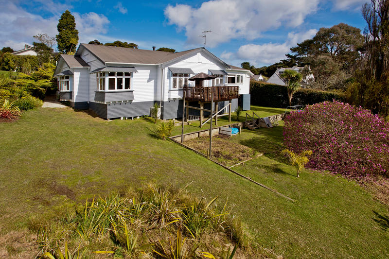 Open2view ID273473 Property for sale in Greenhithe, New Zealand