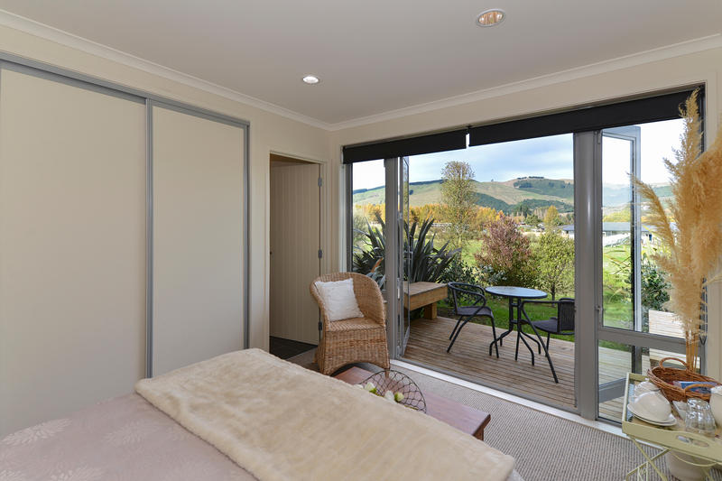 Open2view ID292687 Property for sale in Kinloch, New Zealand