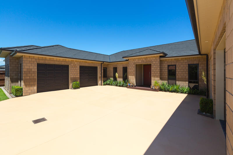 Open2view ID306303 Property for sale in Bell Block, New Zealand