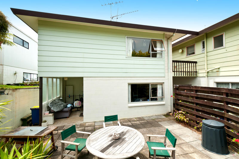 Open2view ID282100 Property for sale in Castor Bay, New Zealand