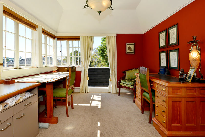 Open2view ID314616 Property for sale in Milford, New Zealand