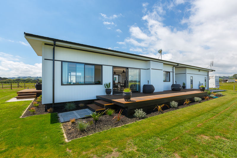 Open2view ID441726 (71 Carrs Road) Property for sale in Urenui, New Zealand