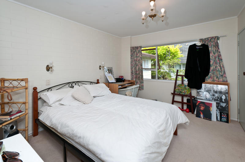 Open2view ID282100 Property for sale in Castor Bay, New Zealand