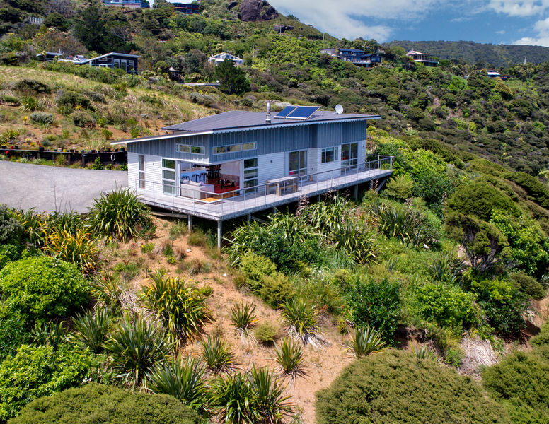 Open2view ID409257 Property for sale in Piha, New Zealand