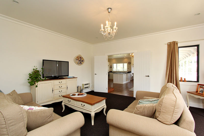 Open2view ID335320 Property for sale in Glen Avon, New Zealand