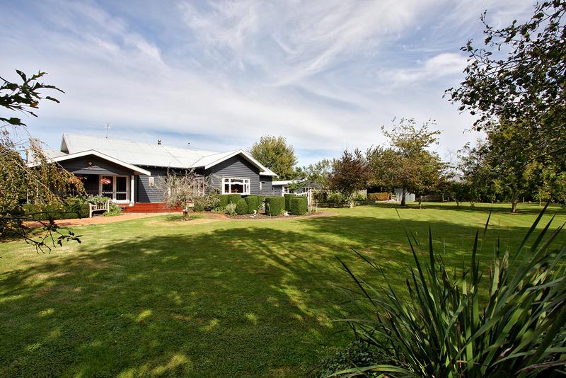 Open2view ID265979 Property for sale in Lepperton, New Zealand