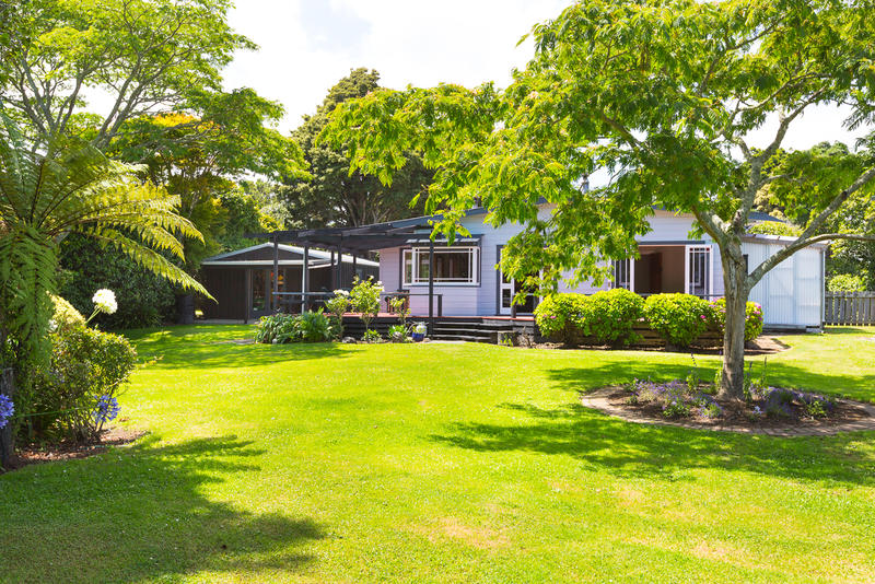 Open2view ID307415 Property for sale in Urenui, New Zealand