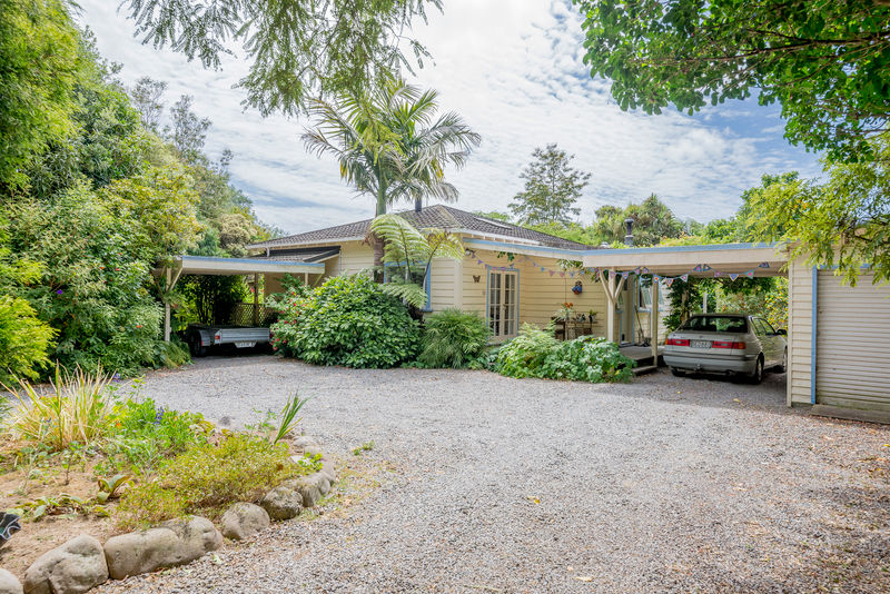 Open2view ID413107 Property for sale in Otaki, New Zealand