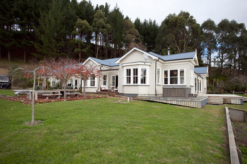 Open2view ID295037 Property for sale in Raglan, New Zealand