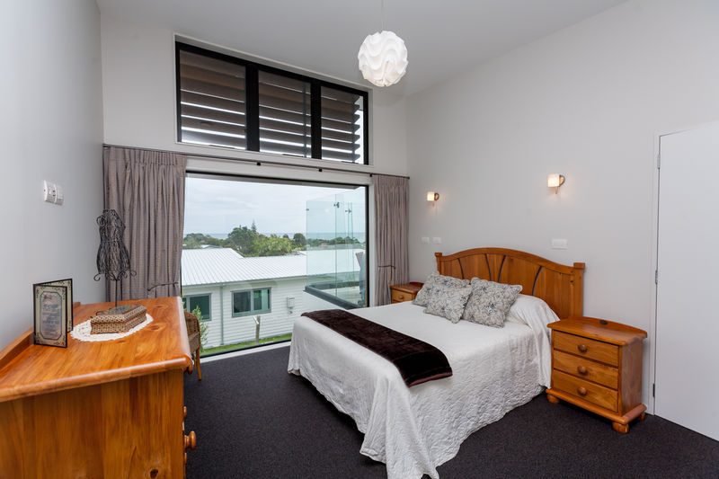 Open2view ID313958 Property for sale in Oakura, New Zealand