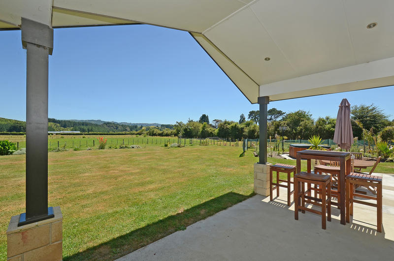Open2view ID284946 Property for sale in Mangaroa Valley, New Zealand