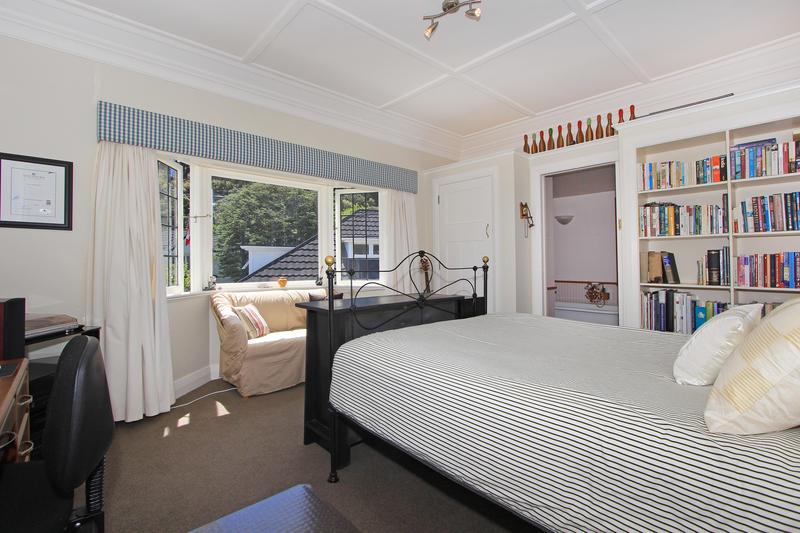 Open2view ID278432 Property for sale in Eastbourne, New Zealand