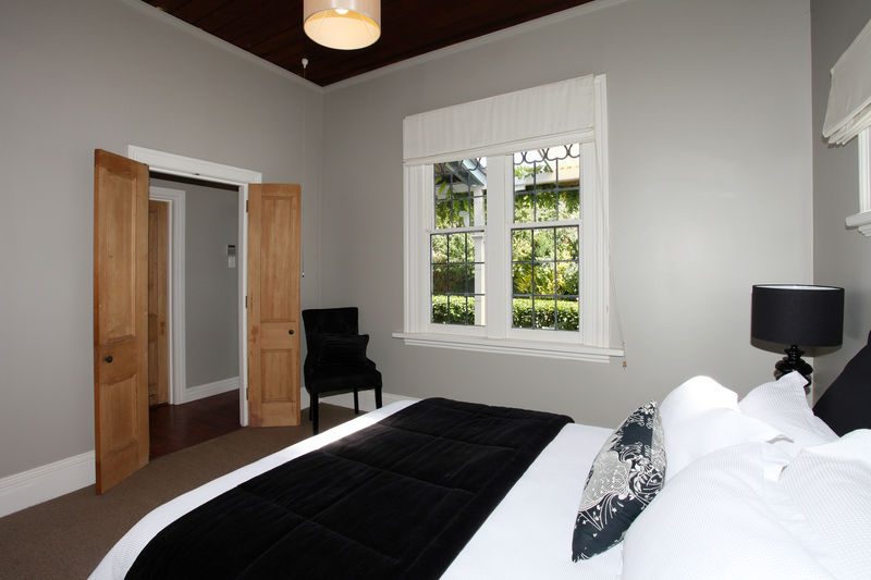 Open2view ID335488 Property for sale in Inner City (4 Avenues), New