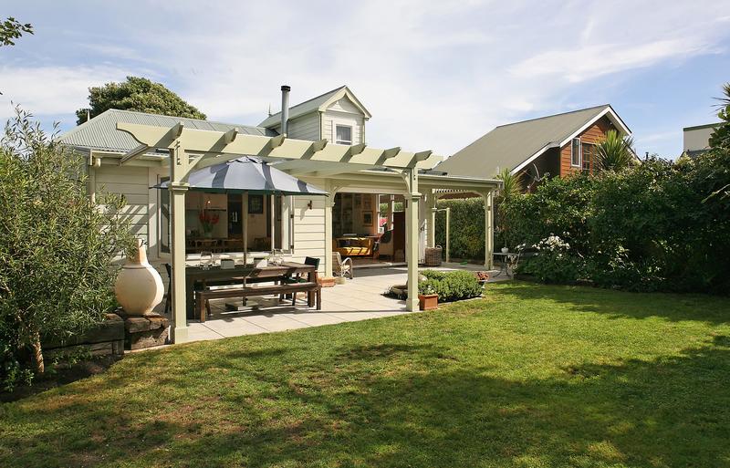 Open2view ID221683 Property for sale in Eastbourne, New Zealand