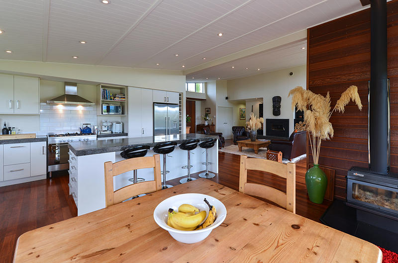 Open2view ID292687 Property for sale in Kinloch, New Zealand