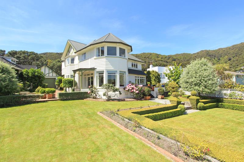 Open2view ID278432 Property for sale in Eastbourne, New Zealand
