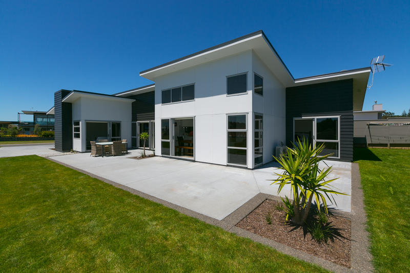 Open2view ID303488 Property for sale in Bell Block, New Zealand