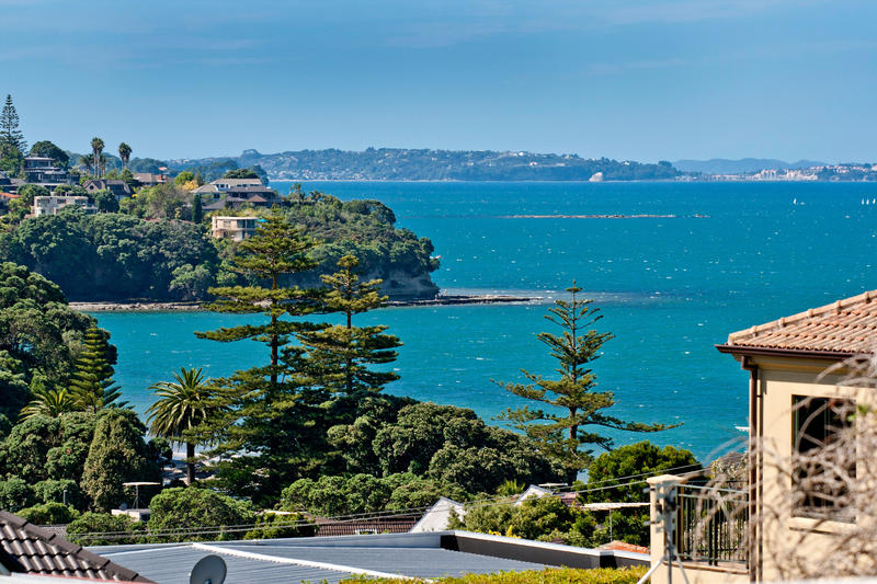 Open2view Property 239708 Tour Mairangi Bay, North Shore City